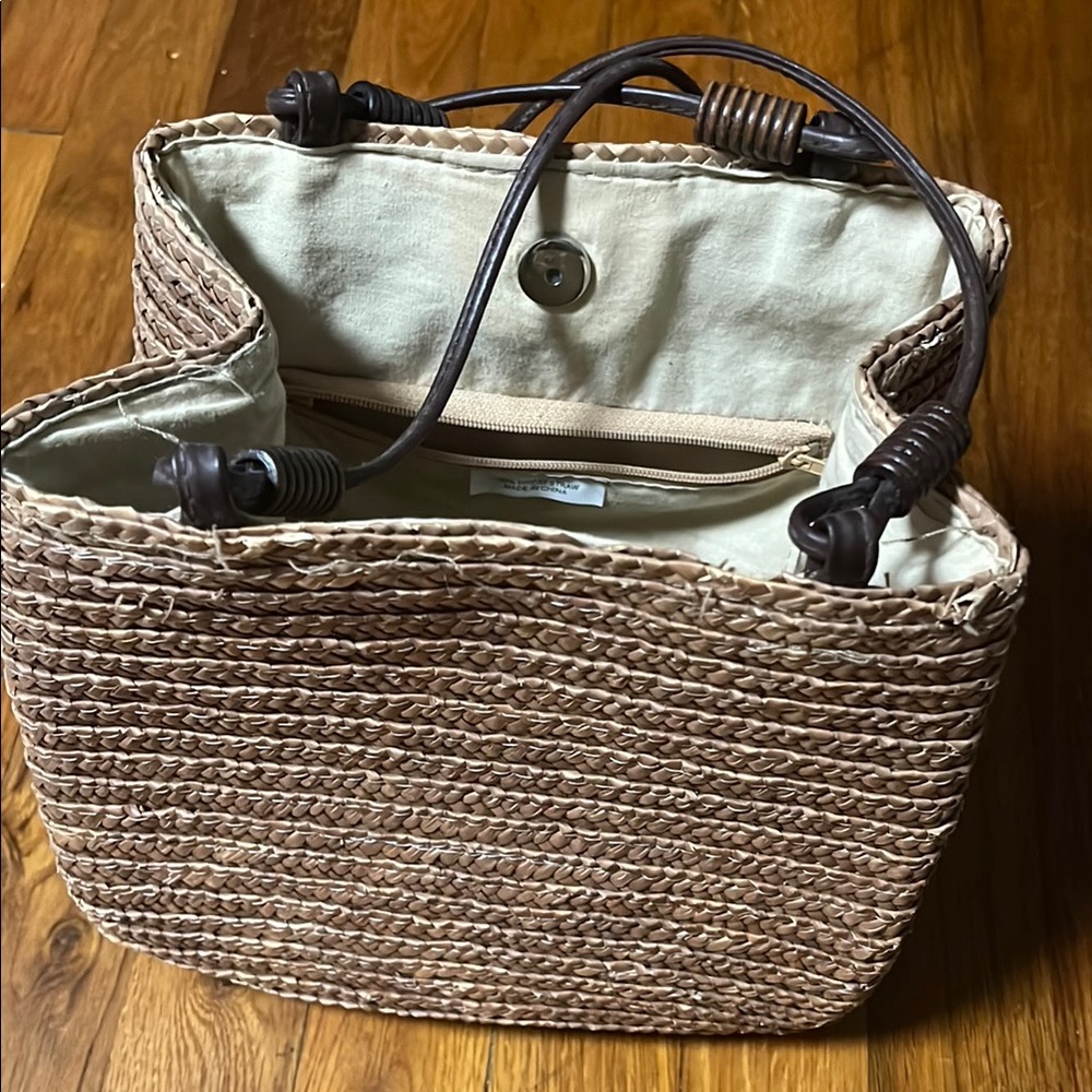 Trendy Boutique Tan Woven purse